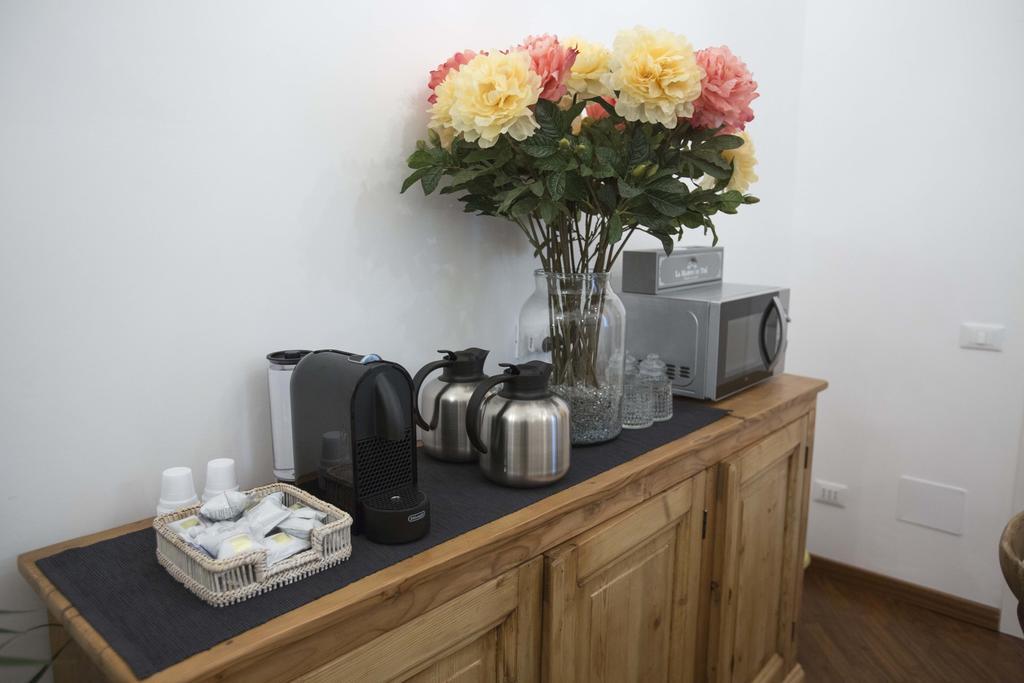 Testaccio Village Guesthouse โรม ภายนอก รูปภาพ